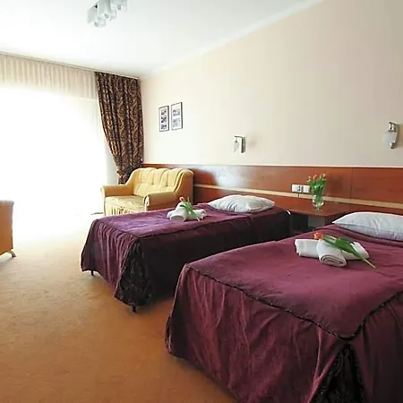 Bed & Breakfast Gosciniec Kaszubski 4*