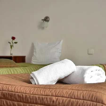 לינה וארוחת בוקר Gosciniec Kaszubski קארטוזי