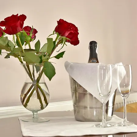 Gosciniec Kaszubski 4* קארטוזי