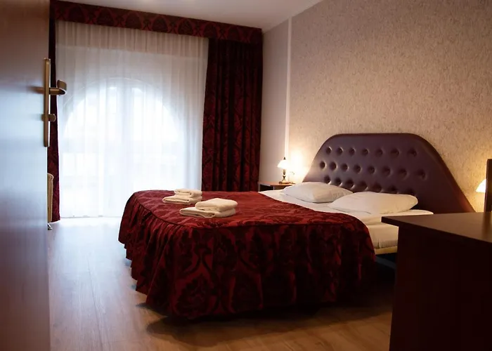 Bed & Breakfast Gosciniec Kaszubski 4*